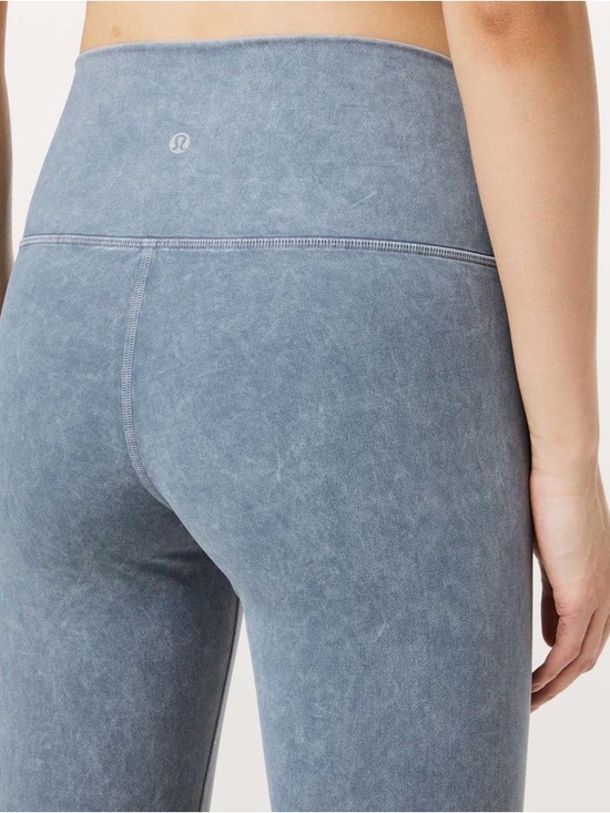 lululemon athletica Pants - Lululemon Wunder Under High-Rise Leggings 25” ~ 8 ~ Washed Moon Blue